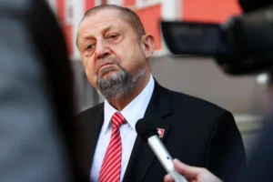 JUDr. Štefan Harabin: Vojna a mier