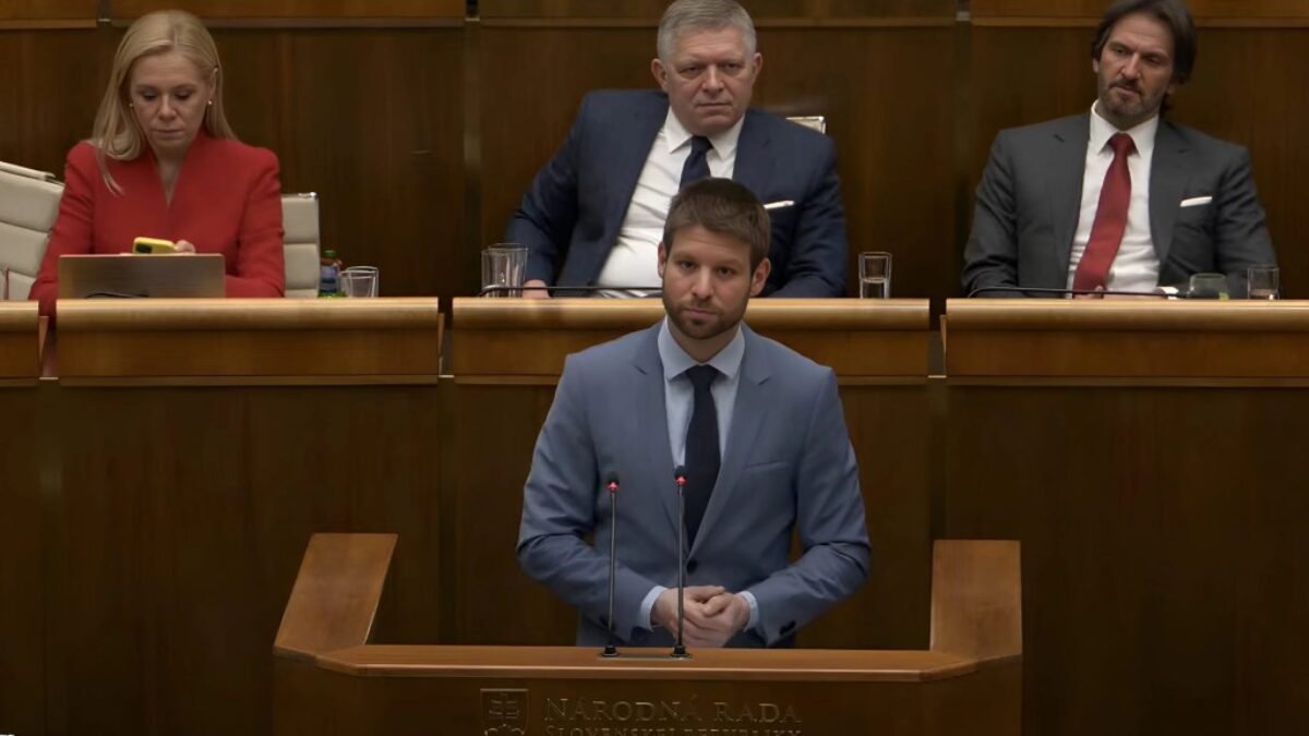 Fico: Ďalšia schôdza o odvolávaní vlády bude možná len vtedy, ak si zabezpečíte väčšinu v parlamente