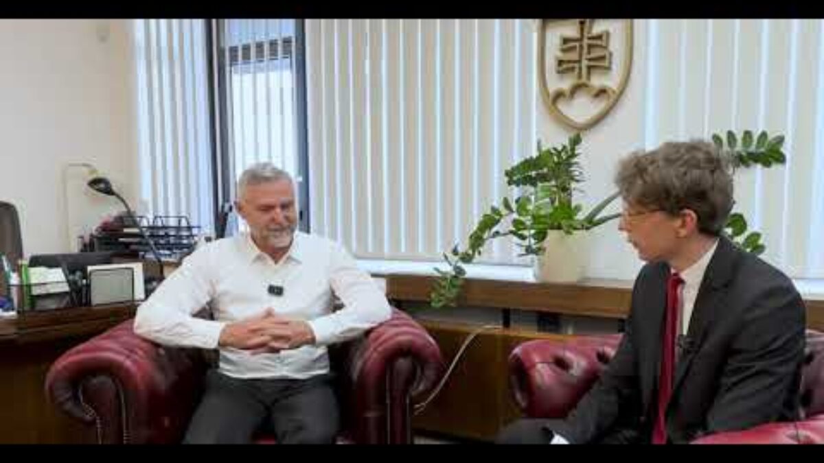 T. Gašpar: Vážení priatelia, pozývam vás na môj rozhovor v „10 minútovke“ s Tobiášom Longauerom.