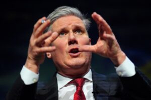 Starmer nalieha na Európu, aby pripravila „odstrašujúci“ plán pre Rusko pred mož...