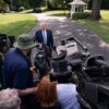 „Potrebujeme poctivú novinársku profesiu, a tú nemáme.“ Trump ostro kritizoval a...