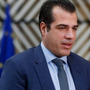 Grécky minister pre migráciu a azyl: „Strieľajte na migrantov na hraniciach.“