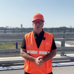 J. RÁŽ: ZBAVUJEME BRATISLAVU KAMIÓNOV