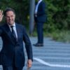 Na summite NATO Rutte vyhlásil, že USA sú „plne oddané článku 5“, čo je klauzula...