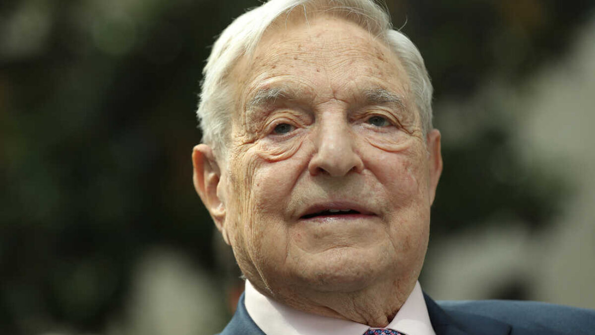 George Soros priznal, že v roku 2014 pomohol s pokusmi o prevrat ukrajinskej vlády