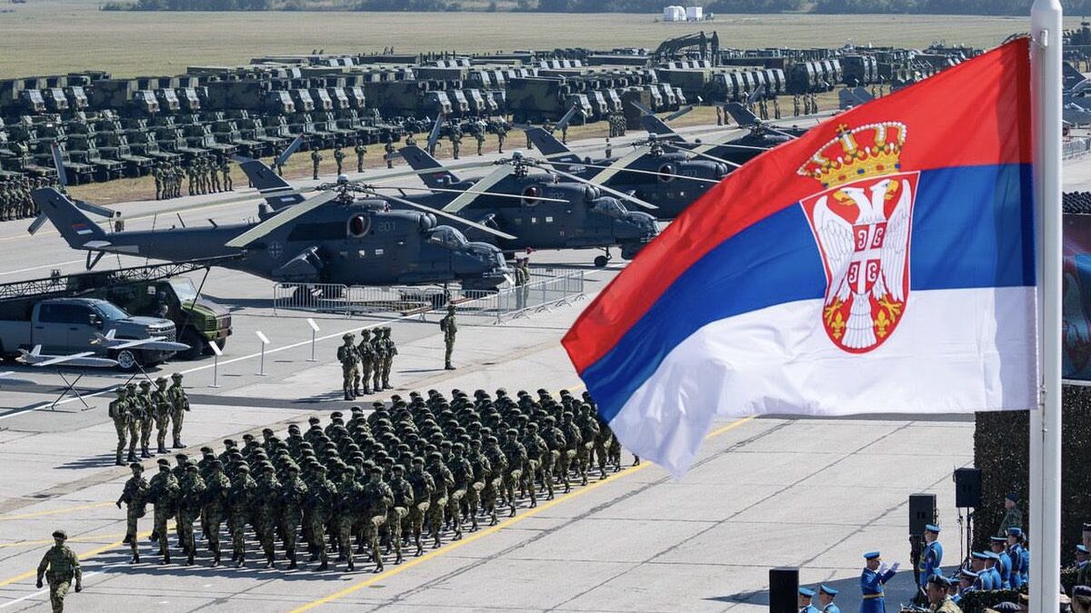 Srbsko usporiada v septembri „bezprecedentnú“ vojenskú prehliadku, vyhlásil srbský prezident Aleksandar Vučić