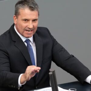Poslanec Martin Hess vyhlásil, že nemecká vláda klame svojich občanov