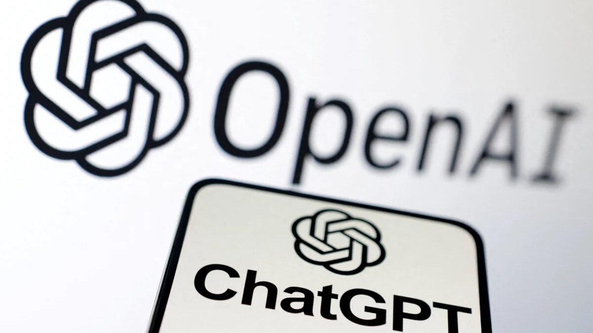 OpenAI musí uchovávať záznamy o každej konverzácii vedenej na ChatGPT, aj keď sa ich používatelia pokúsia vymazať