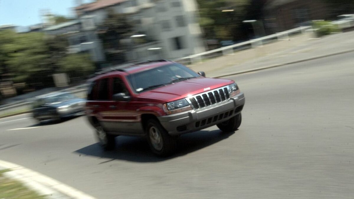 Návrat Jeepu Cherokee naplánovaný s ohľadom na zásah vo výške 1,7 miliardy dolárov spôsobený clami.