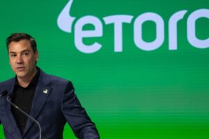 Čerstvo verejná firma eToro môže spustiť vlastný blockchain, hovorí CEO.