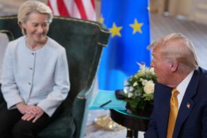 USA a EÚ dosiahli obchodnú dohodu stanovujúcu paušálne 15 % clá