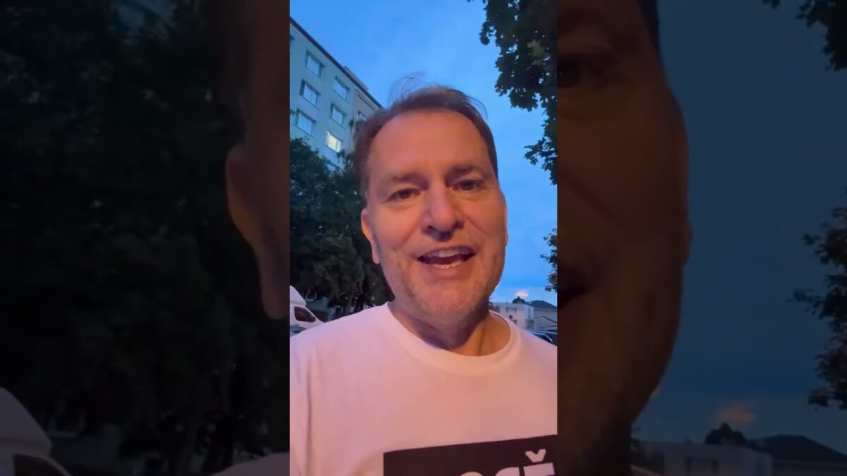 ŠUTAJKOVA PAVUČINA 🔴 a pisálkova “prauda”…