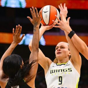 Rozohrávačka WNBA dostáva ďalšiu šancu po tom, čo ju tento rok už trikrát prepus...