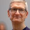Apple prvý skladací telefón je naplánovaný na rok 2026 a môže stáť už 1 800 dolá...
