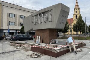 Mesto Zvolen: LEGENDÁRNA VALAŠKA PRECHÁDZA OBNOVOU