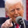 Trump plánuje oznámiť krajinám americké clo až do výšky 70 %.