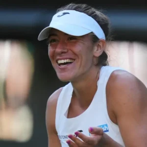 Wimbledonská LL senzácia Solana Sierra štvrtýkrát mení byt: „Šialené“.