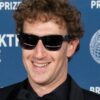 Mark Zuckerberg má konkrétny zoznam špičkových odborníkov na AI, ktorým ponúka f...