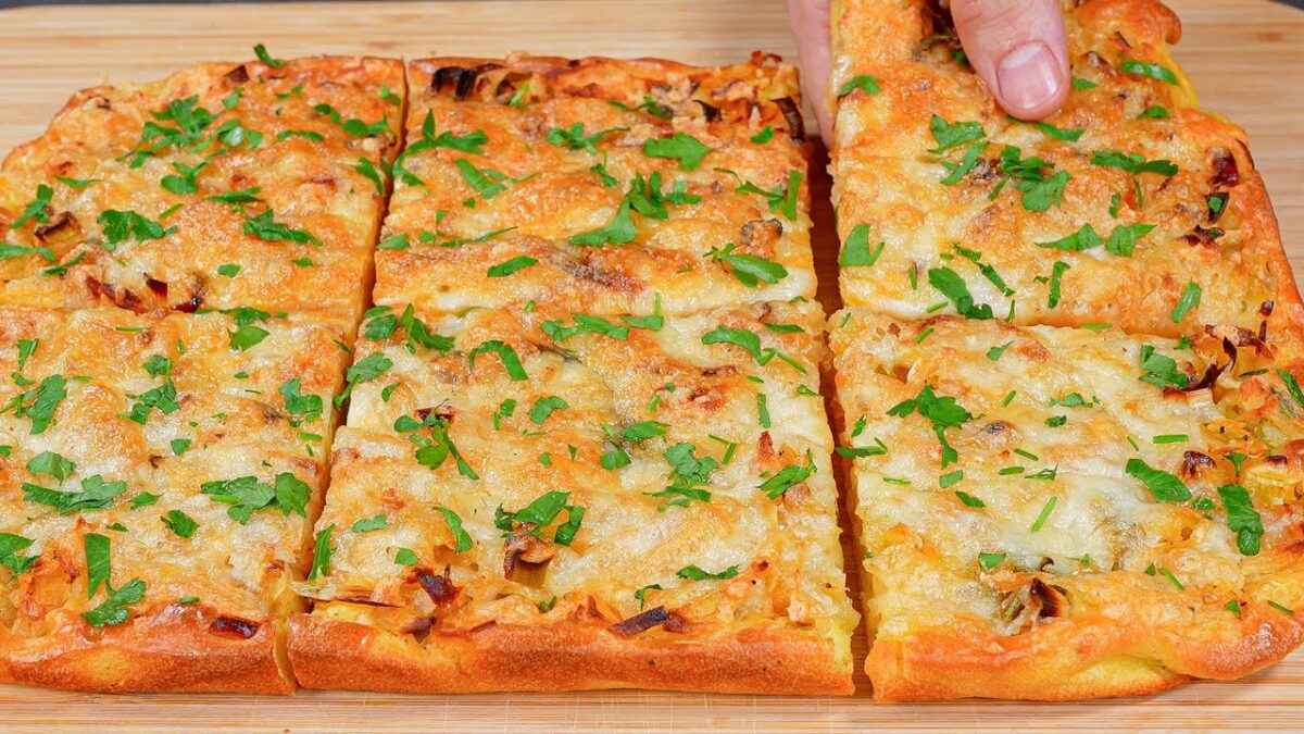 Lepšie ako pizza! Len nastrúhaj zemiaky na rýchlu večeru!
