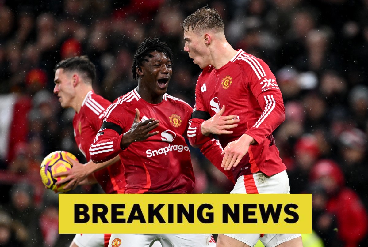 Neapol sa zapojil do boja o podpis Kobbieho Mainoa z Man United.