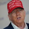 Trump tvrdí, že Intel súhlasil s tým, že vláde odovzdá 10 % výrobcu čipov. ̶...