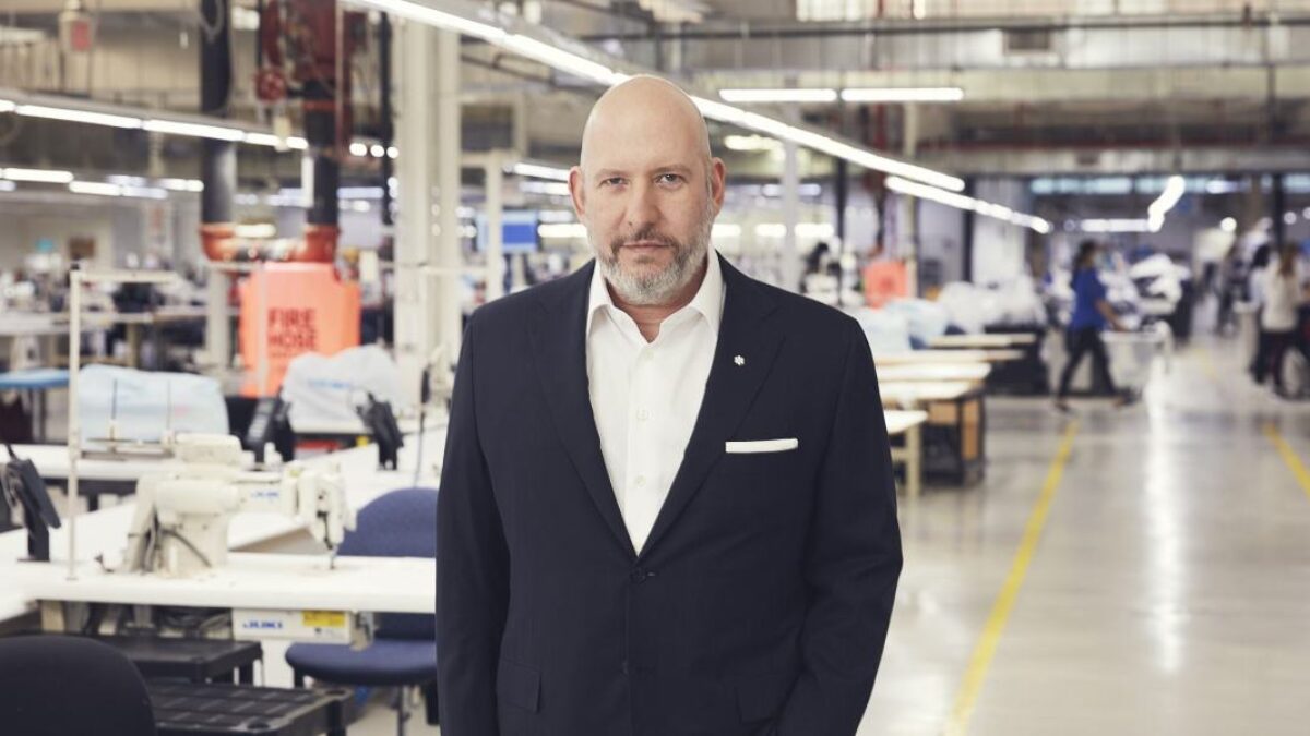 Šéf Canada Goose, Dani Reiss, sa po nástupe do funkcie vo veku 27 rokov roky vyhýbal tlači „CEO“ na vizitky.