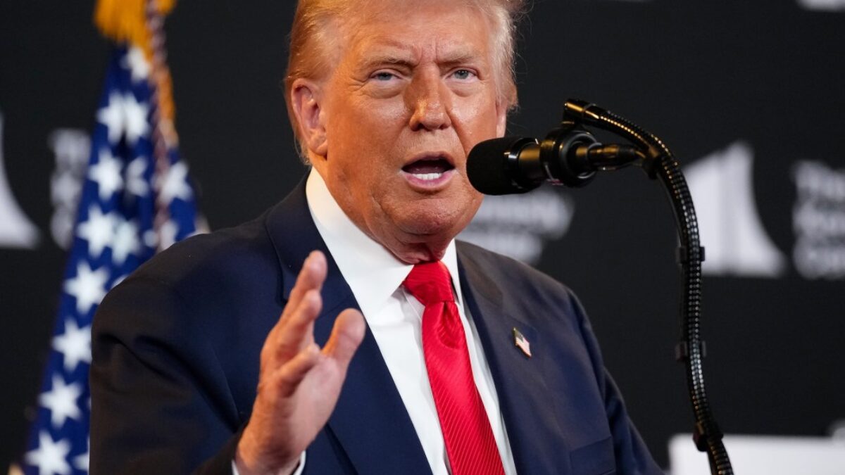 Zníženie dane na sociálne zabezpečenie zo strany Trumpa by mohlo ťažko zasiahnuť budúce generácie a urýchliť platobnú neschopnosť programu do roku 2032, varuje výskum.