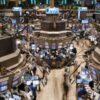 Wall Street je rozdelená v názoroch, či je imigrácia príčinou spomalenia náboru ...