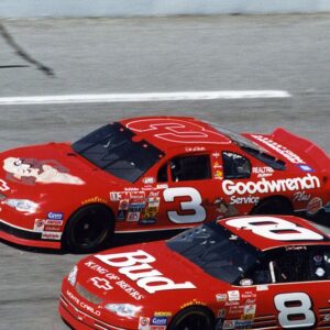 Auto „Taz“ Dalea Earnhardta sa vracia: Doug Barnes Jr. jazdí s dizaj...