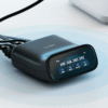 Mini PC s robotickým prstom pre vzdialený prístup k vášmu počítaču