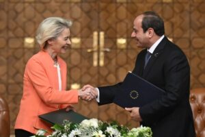 EÚ ponúkne Egyptu viac stimulov na októbrovom summite.