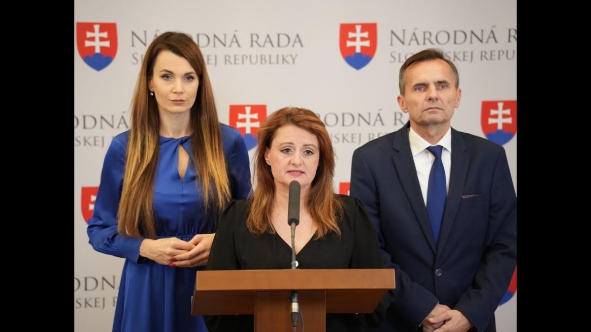 Natália Blahová na včerajšej tlačovej konferencií apelovala na ministra Erika Tomáša.