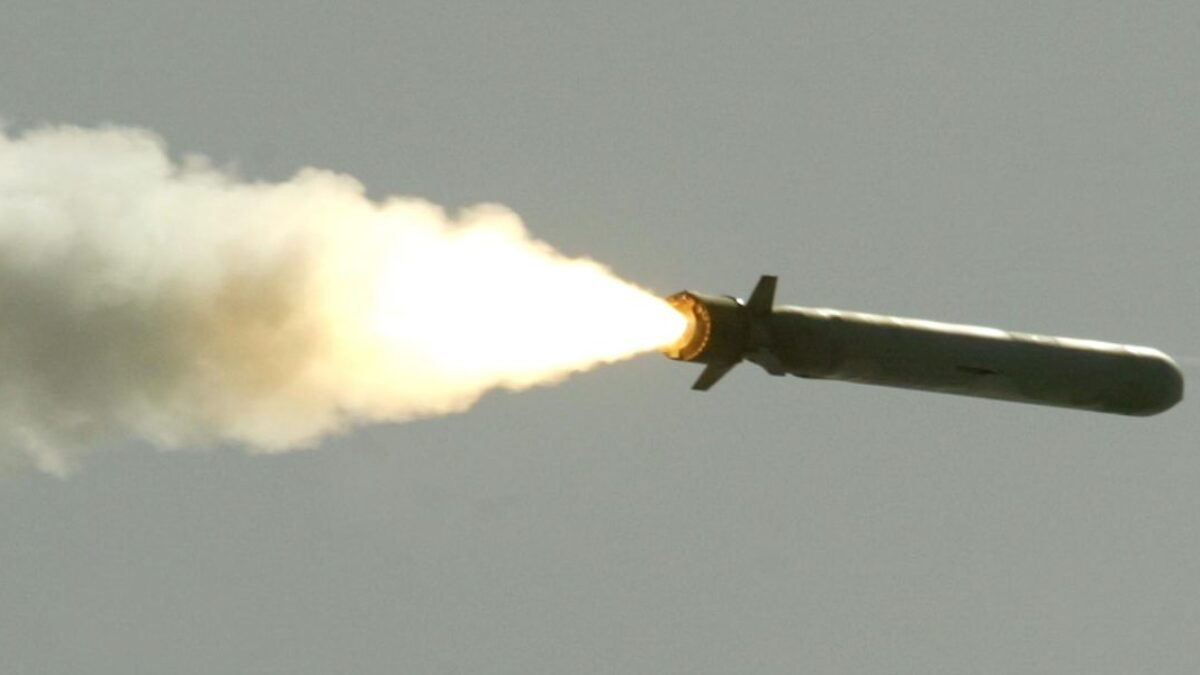 Trump varuje Rusko, že ak sa vojna čoskoro nevyrieši, môže poslať na Ukrajinu rakety Tomahawk.