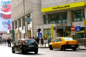 Snaha Rakúska o uvoľnenie ruských peňazí vyvoláva v EÚ znepokojenie.