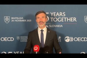 Tlačový brífing ministra J. Blanára v rámci galavečera „25 rokov spolu – OECD a ...