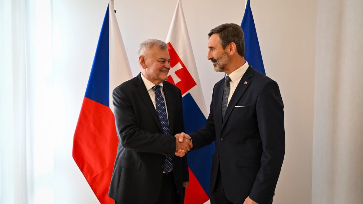 Slávnostný príhovor pri udeľovaní Zlatej pamätnej medaily ministra zahraničných vecí v Prahe