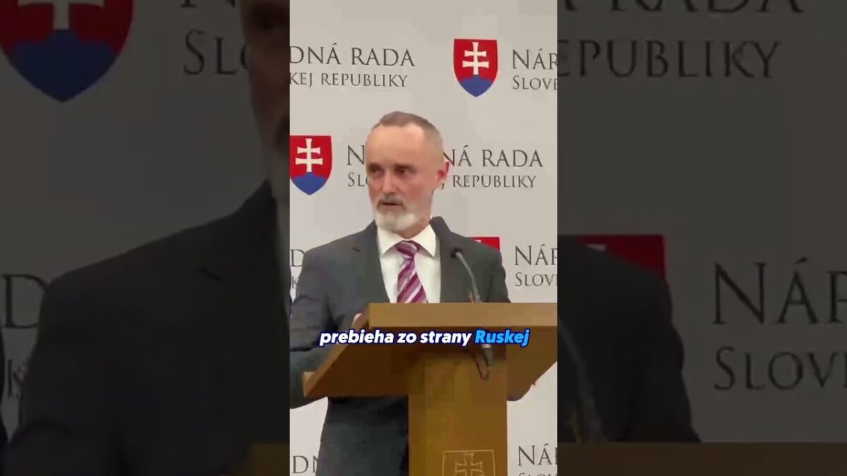 Prezident Pellegrini dnes prijal poverovacie listiny od nového ruského veľvyslanca | Tomáš VALÁŠEK