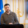 Zelenskyj kritizuje zmiernenie sankcií, každý dolár z ruskej ropy podľa neho fin...