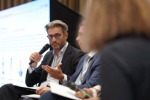 Bývalý expert Interpolu Stefano Betti: Nelegálne cigarety už nie sú daňový probl...