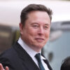 Elon Musk sa stal prvým bilionárom sveta, akcie SpaceX po debute prudko vzrástli