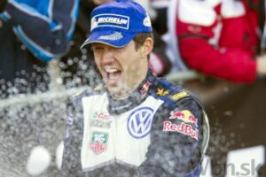 Ogier mal nehodu vo vysokej rýchlosti, aj s navigátorom skončil v nemocnici – VI...