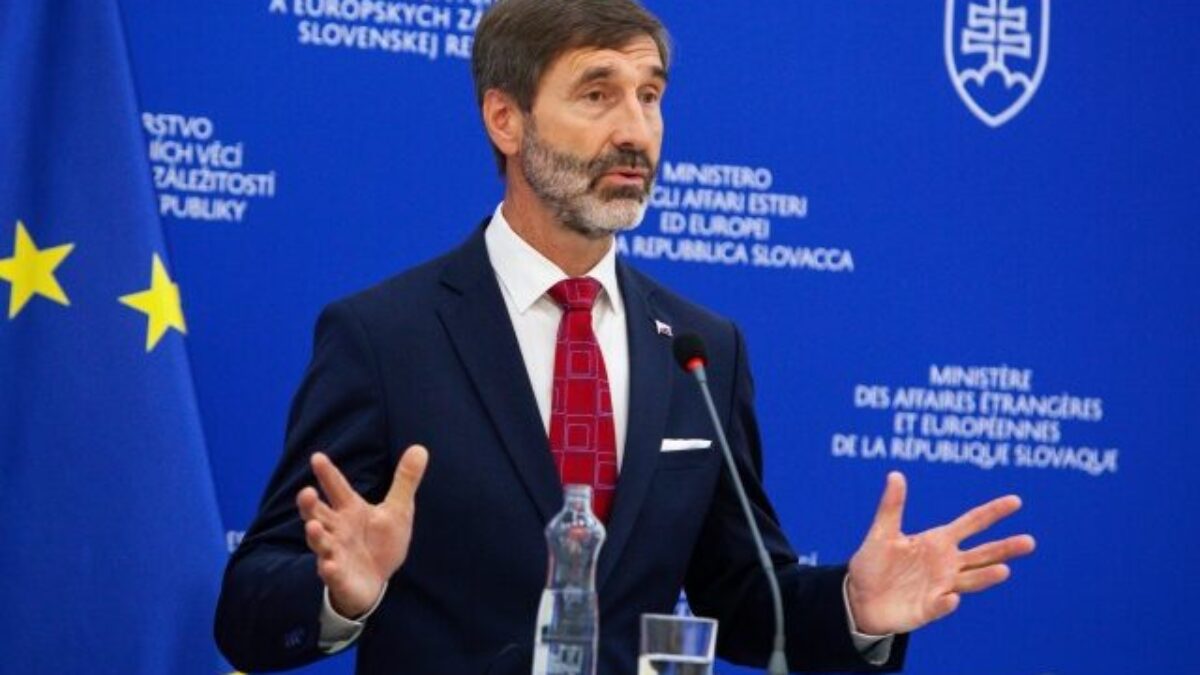 Na pamätníku Pobjednik slávnostne odhalili mená slovenských vojakov. Zahynuli pri plnení úloh v misii UNPROFOR